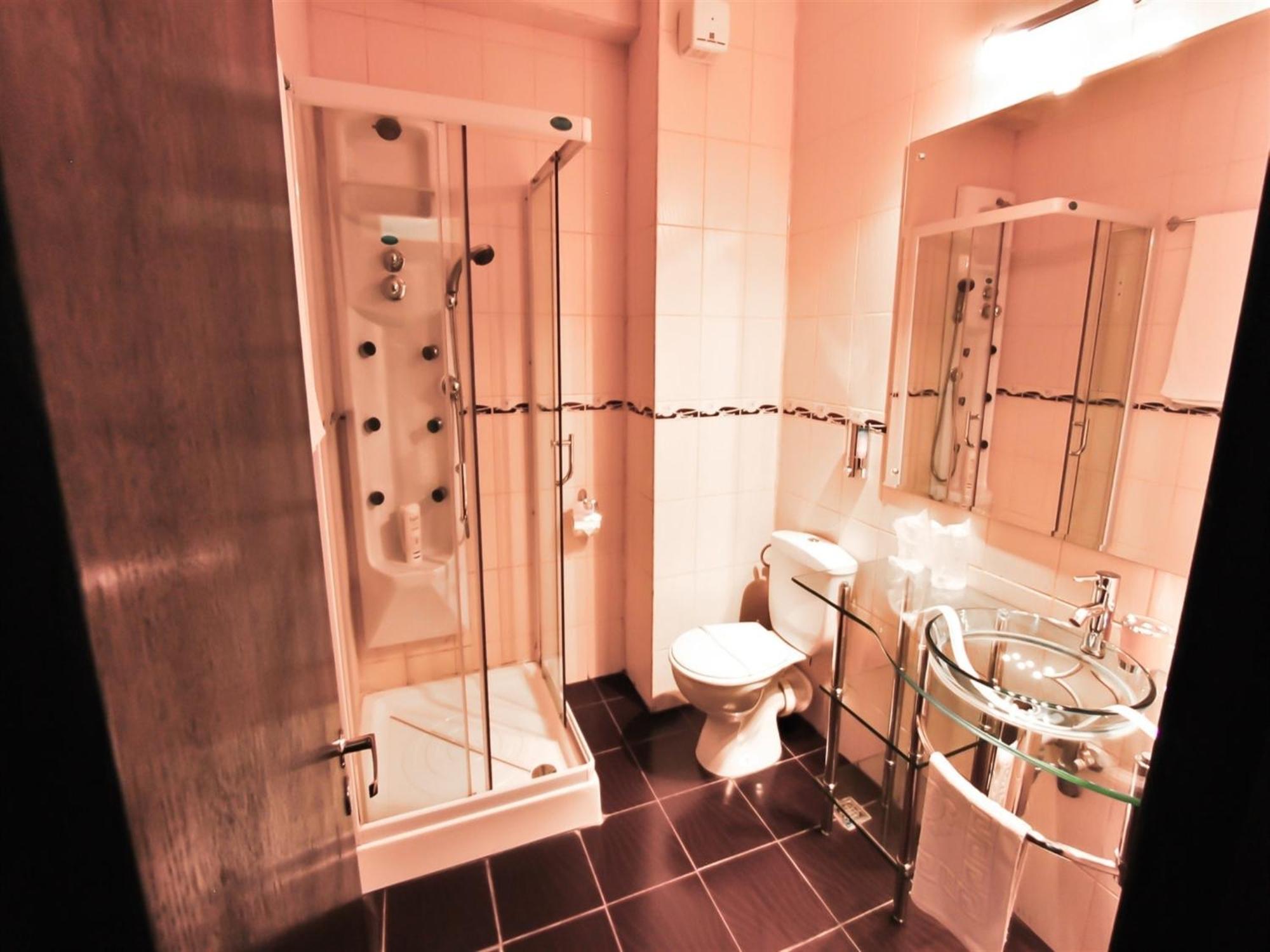 Hotel Magic Gt Trivale Piteşti Pokoj fotografie