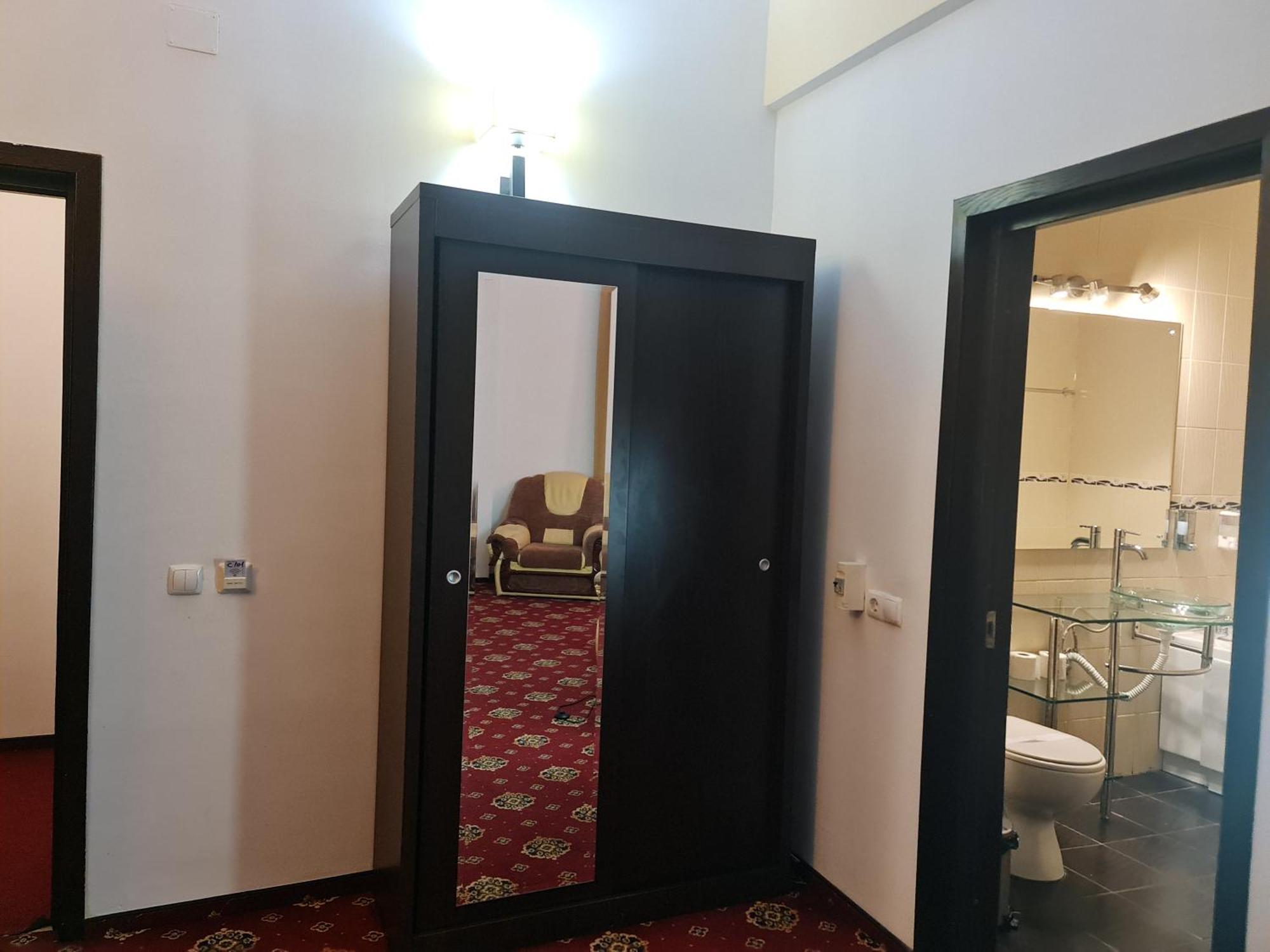 Hotel Magic Gt Trivale Piteşti Exteriér fotografie
