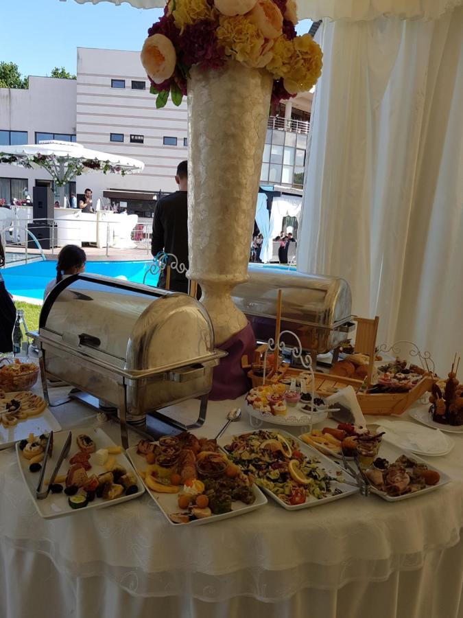 Hotel Magic Gt Trivale Piteşti Exteriér fotografie